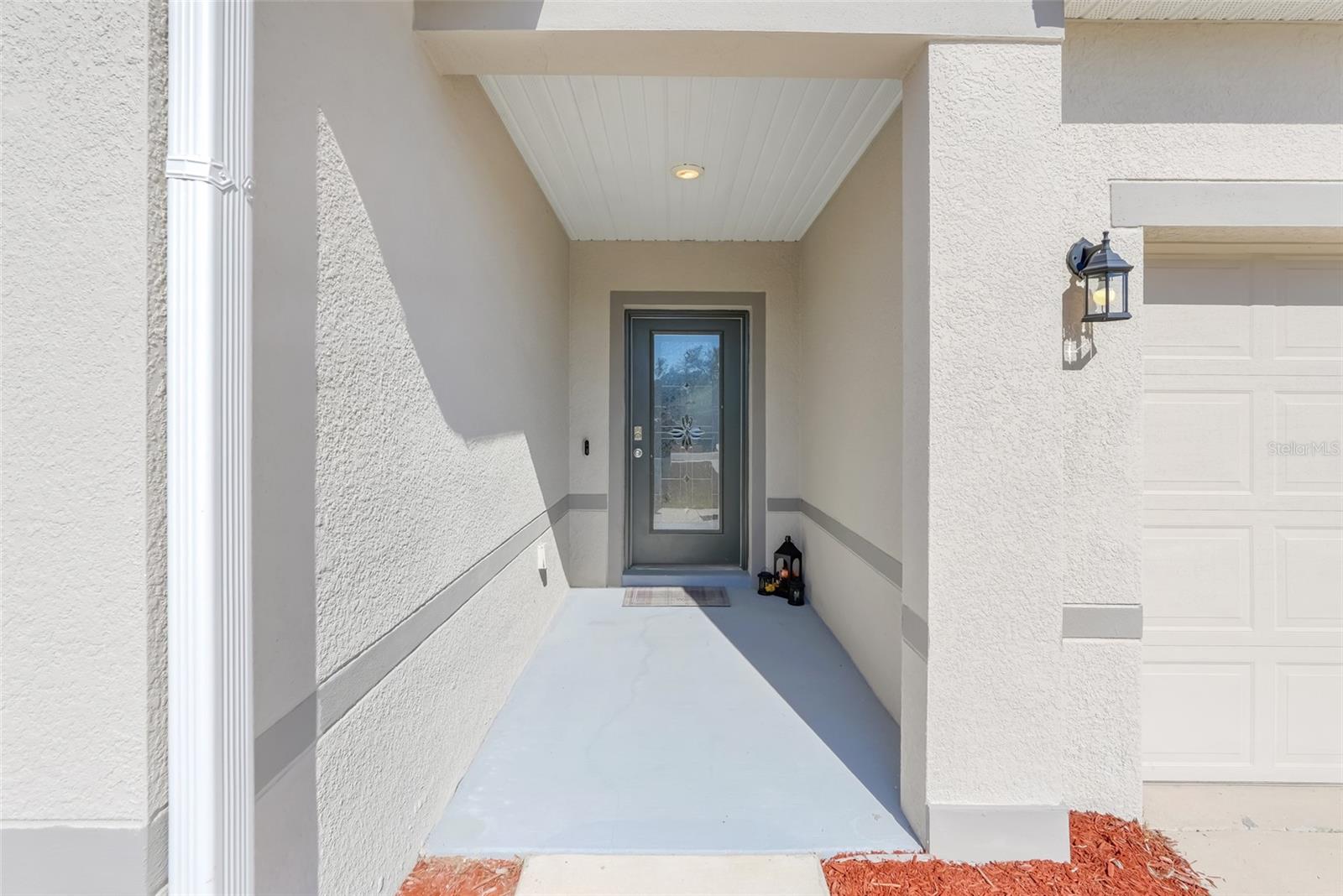 1814 FOREST GLEN DRIVE