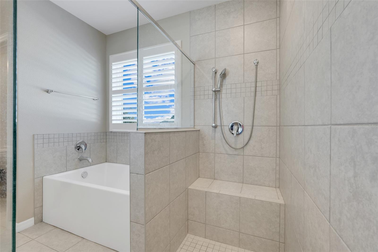 GLEN PH 11 12 & 13 - Residential