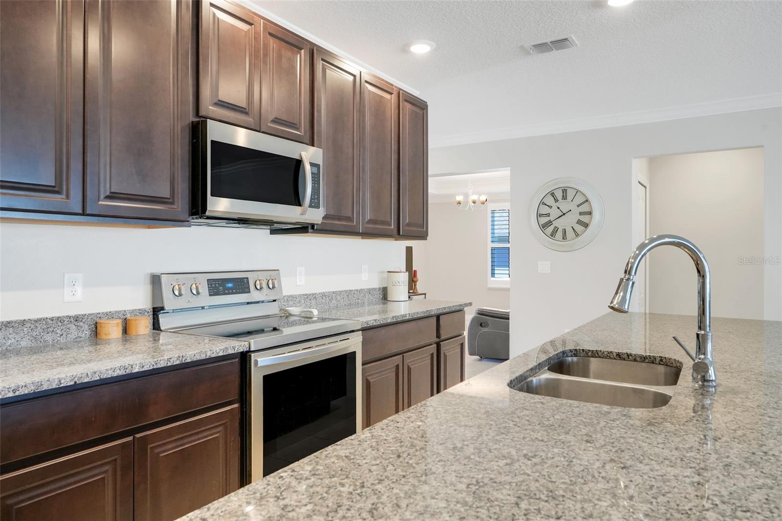 GLEN PH 11 12 & 13 - Residential