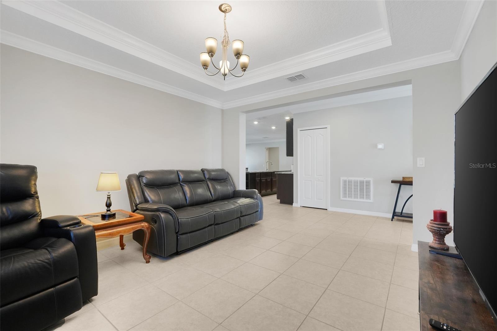 GLEN PH 11 12 & 13 - Residential