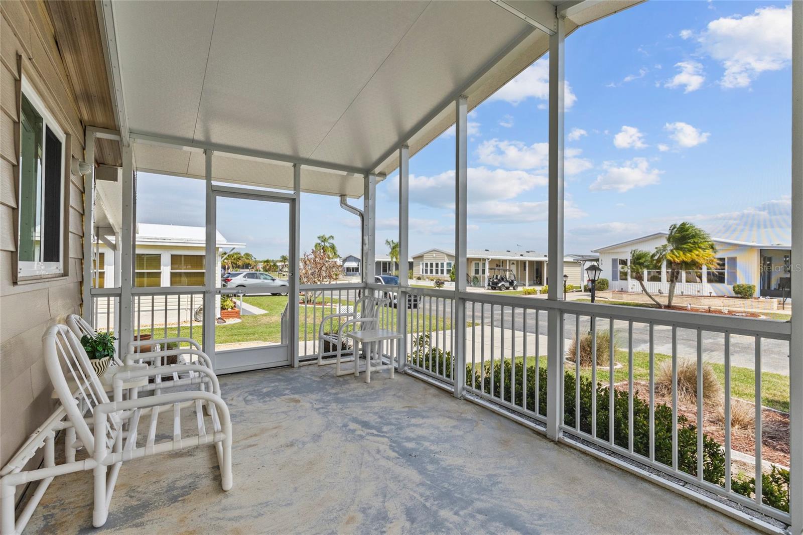 LA CASA MHP CO-OP - Residential