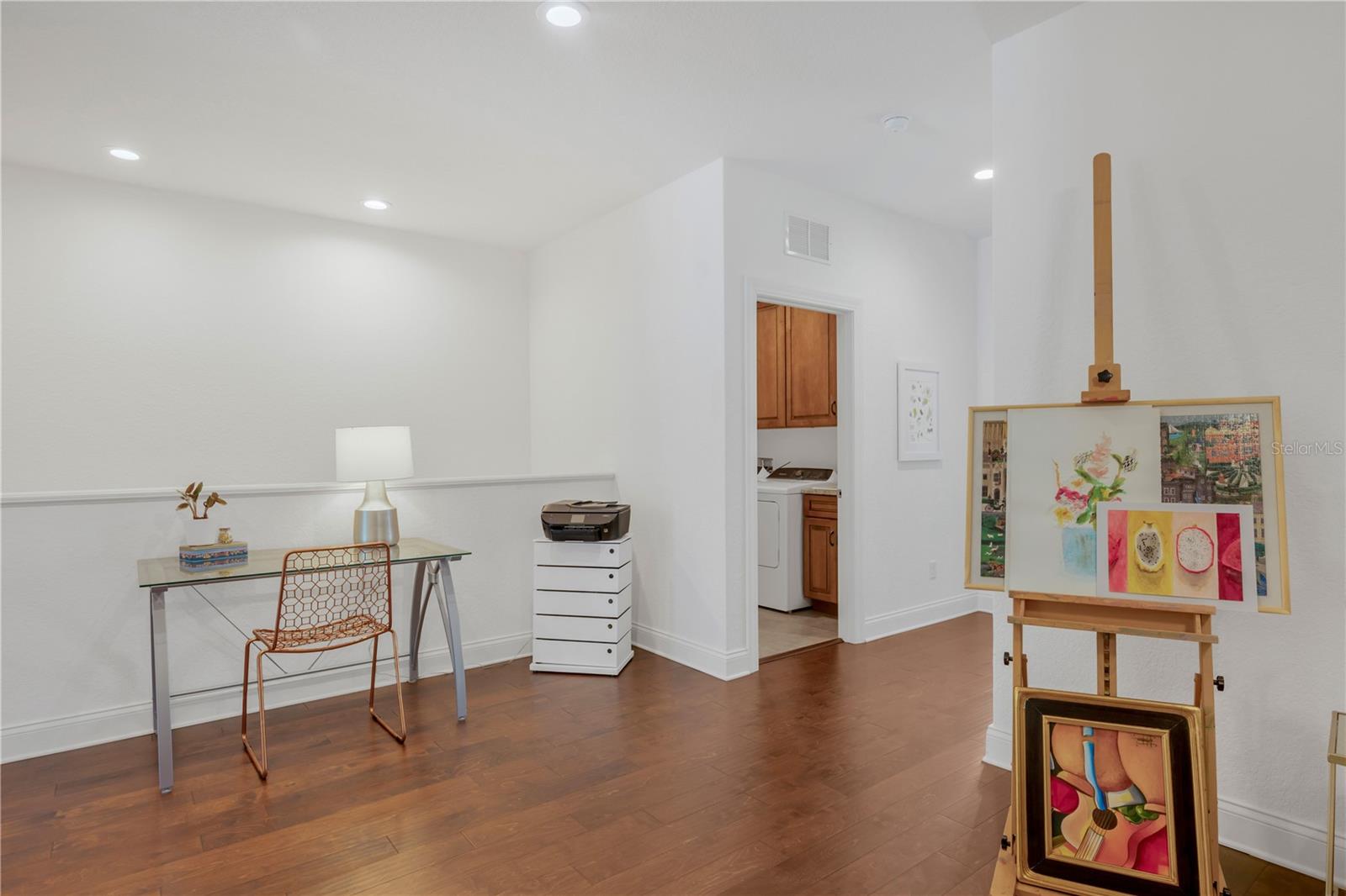 EMPEDRADO OAKS TWNHMS - Residential