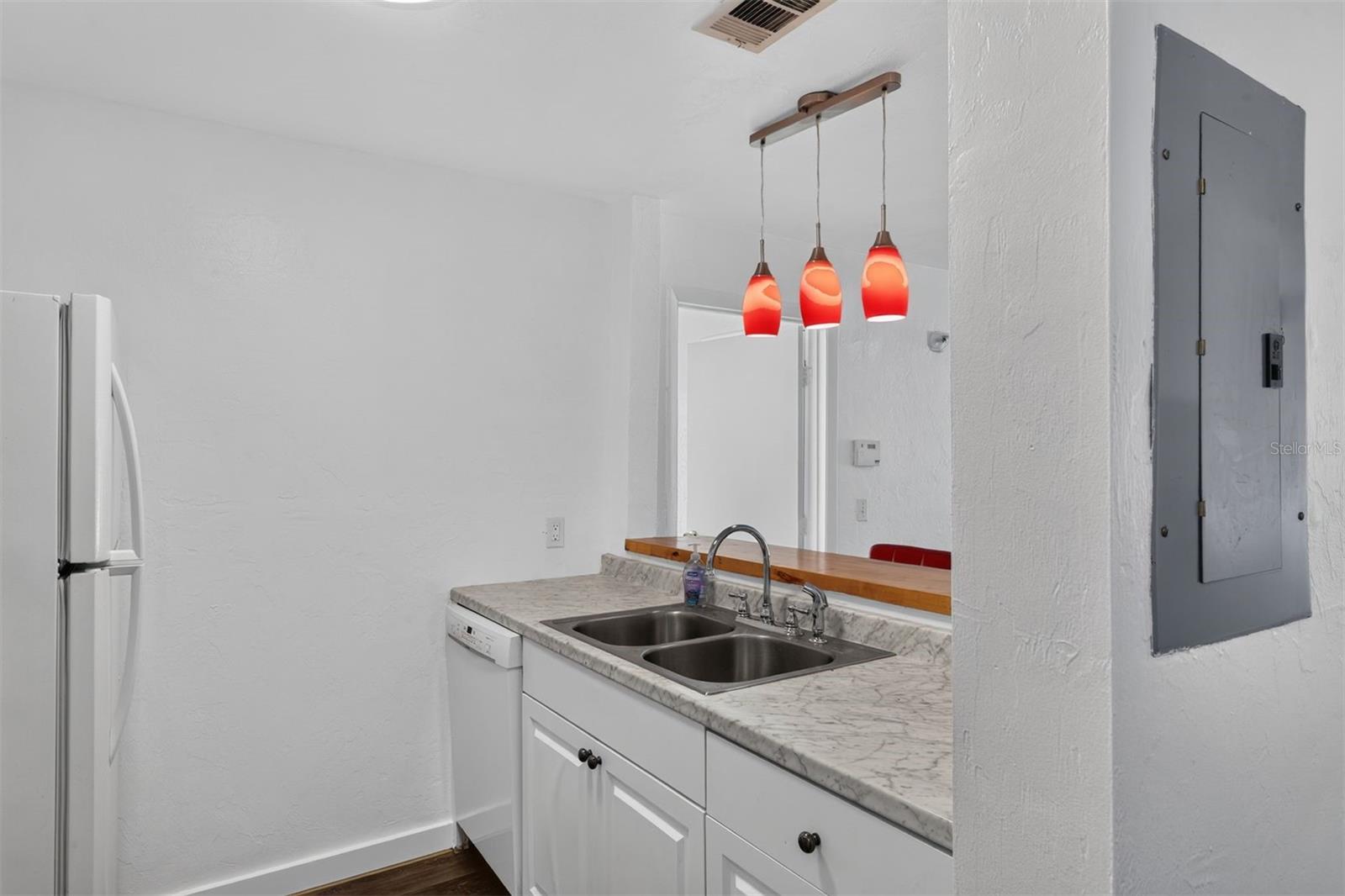 4000 SW 23RD STREET 1-101