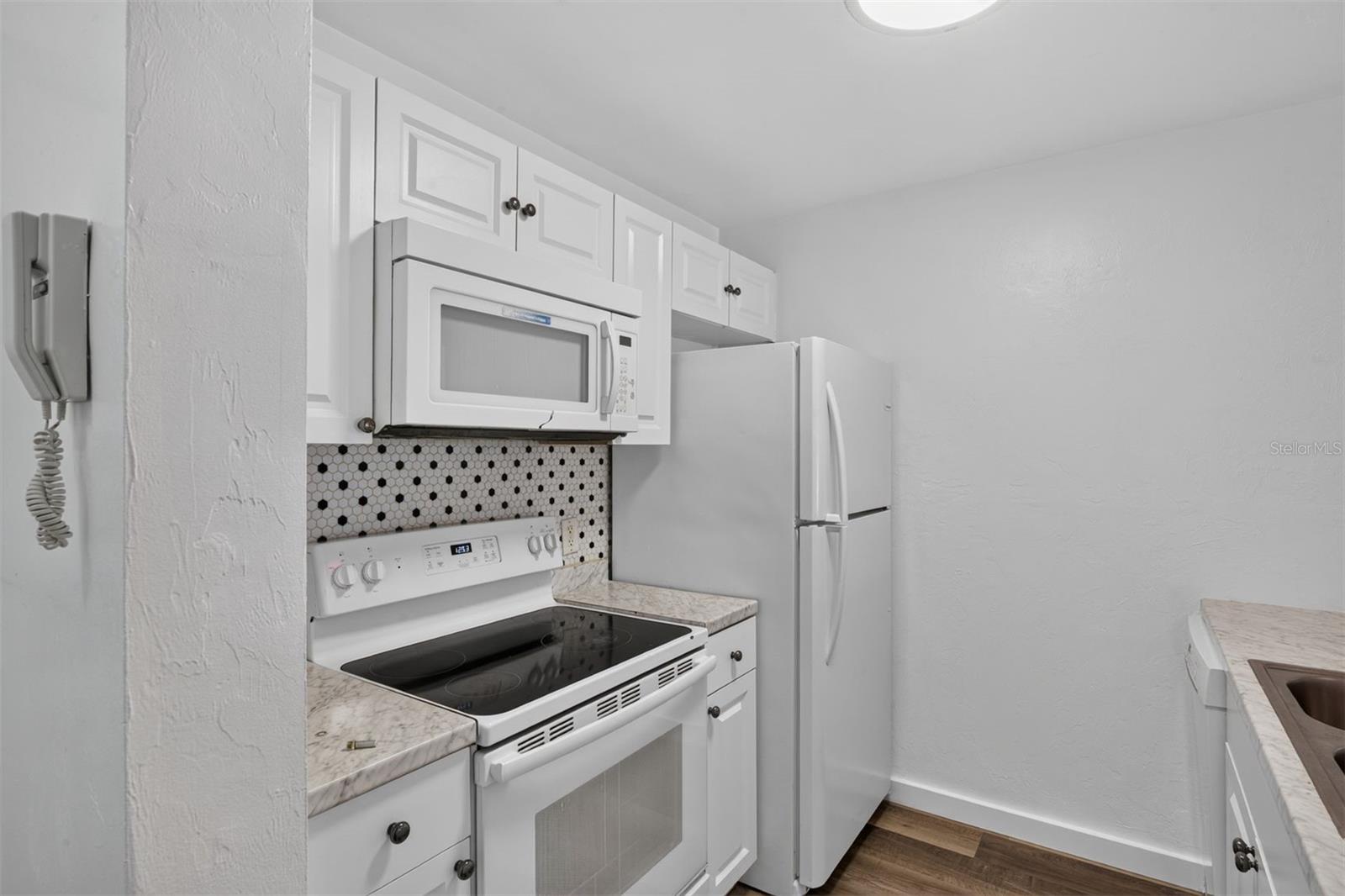 4000 SW 23RD STREET 1-101