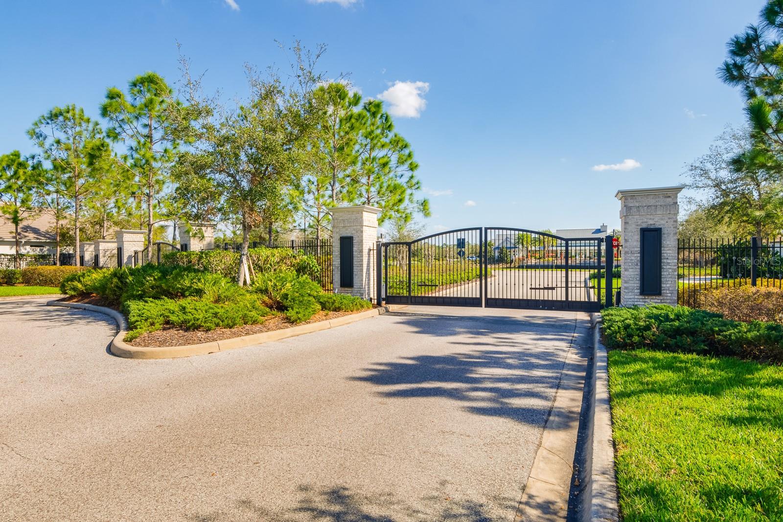 ARBOR GRANDE - Residential