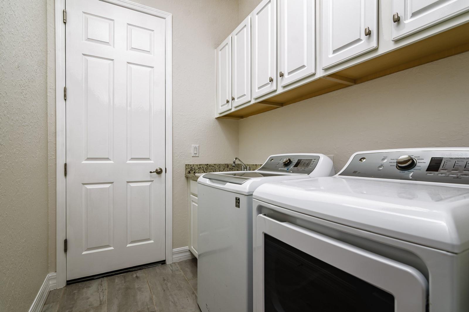 ARBOR GRANDE - Residential