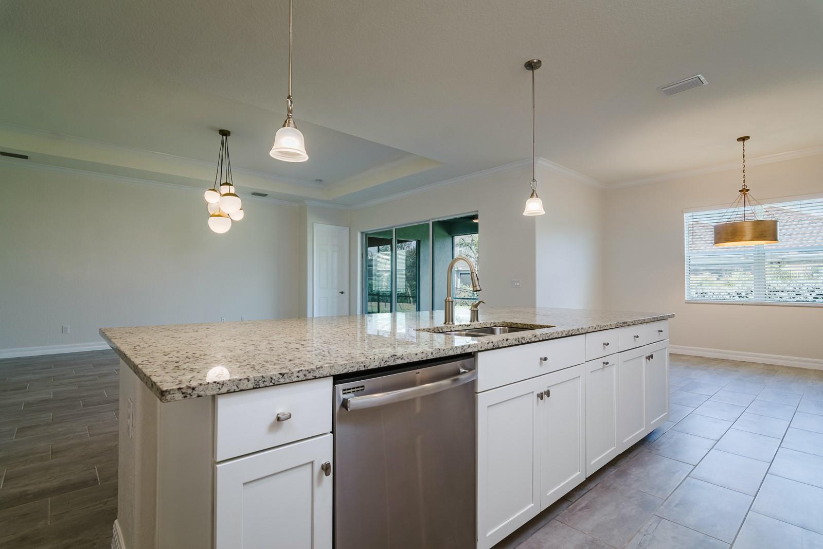 ARBOR GRANDE - Residential