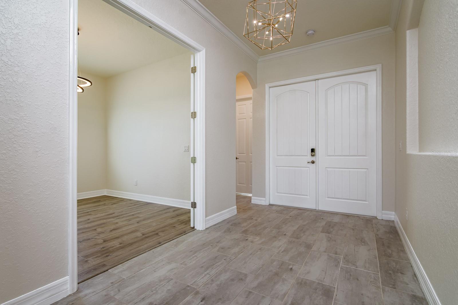 ARBOR GRANDE - Residential