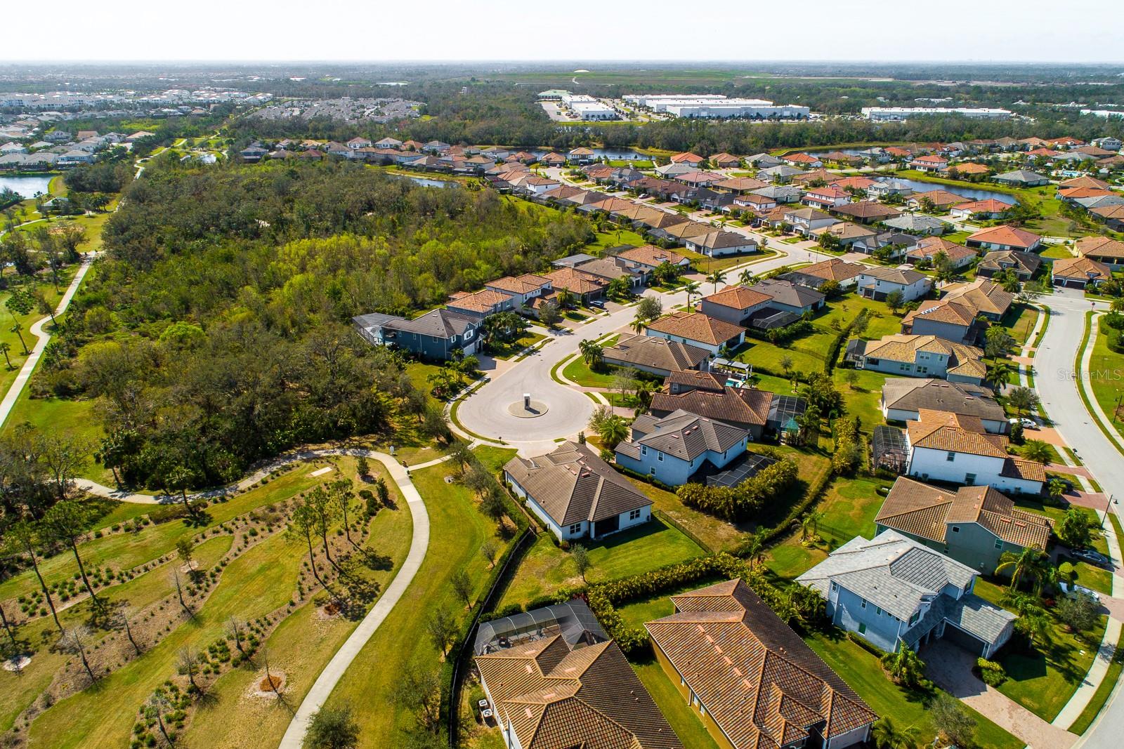 ARBOR GRANDE - Residential