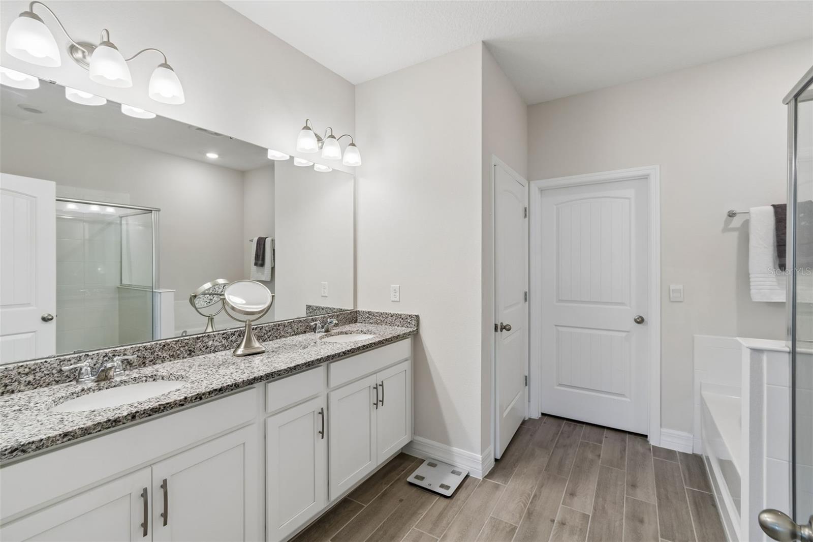 LAKE APOPKA SOUND PH 2 - Residential