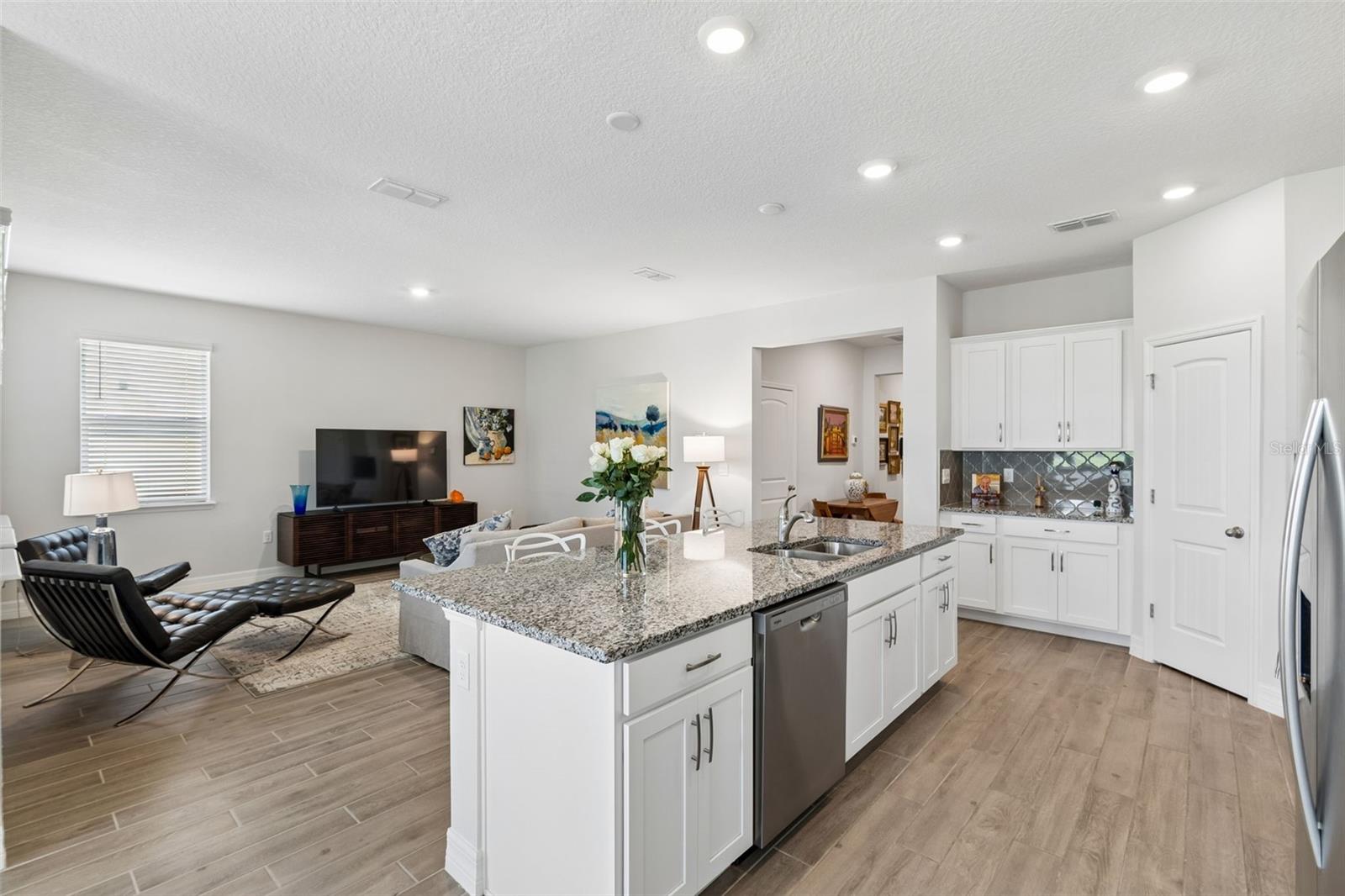 LAKE APOPKA SOUND PH 2 - Residential