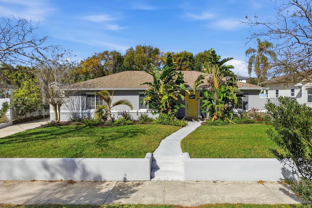 Photo of 1135 Shady Lane Drive, Orlando, FL 32804 (MLS # O6379267)