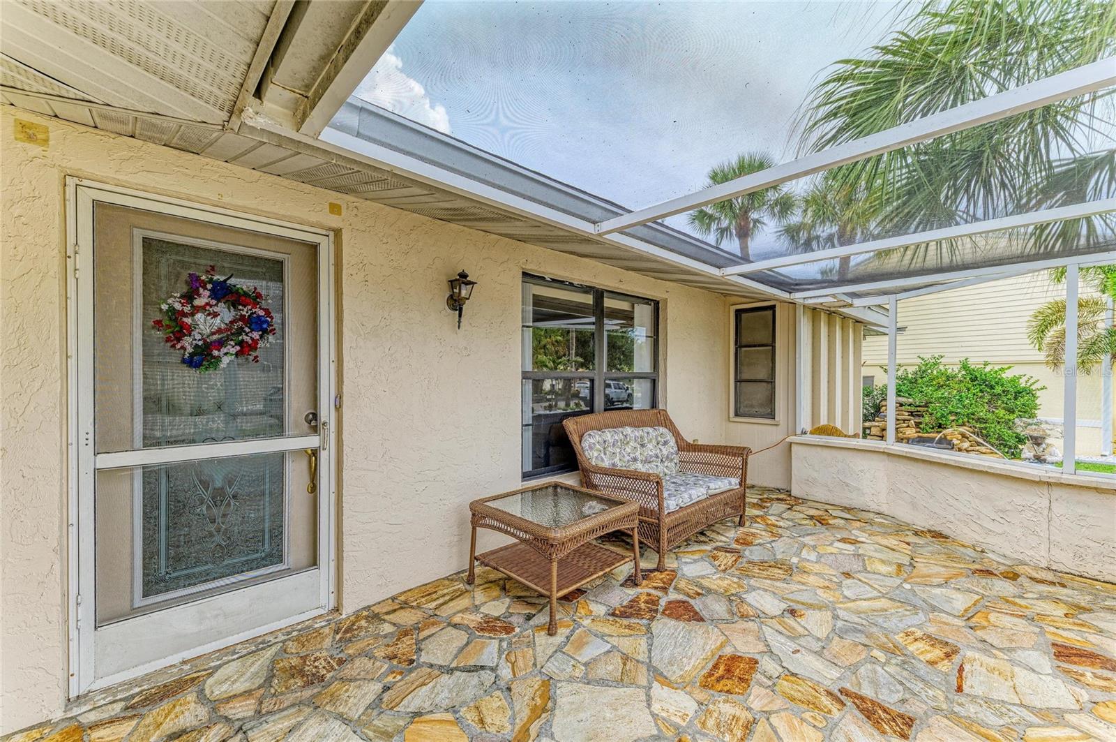 523 CASAS BONITAS DRIVE