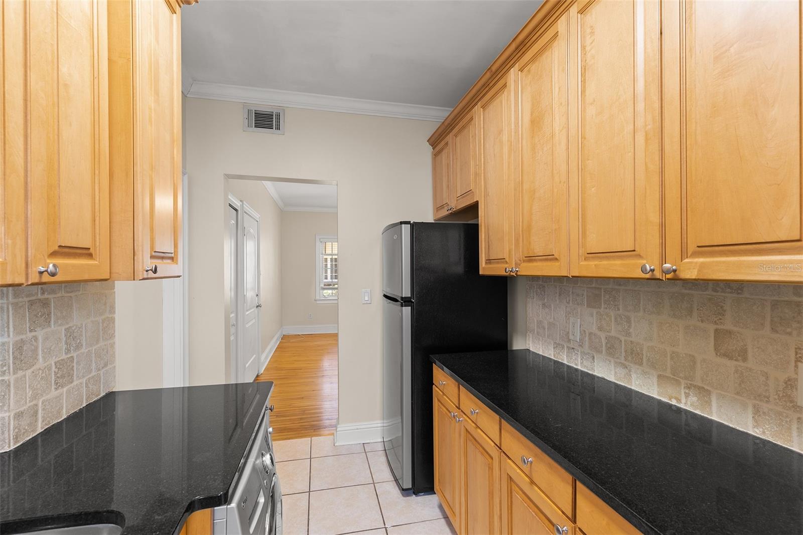 MELROSE LANDING CONDO - Residential Lease