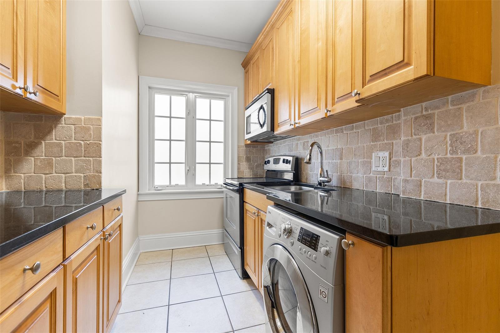 MELROSE LANDING CONDO - Residential Lease