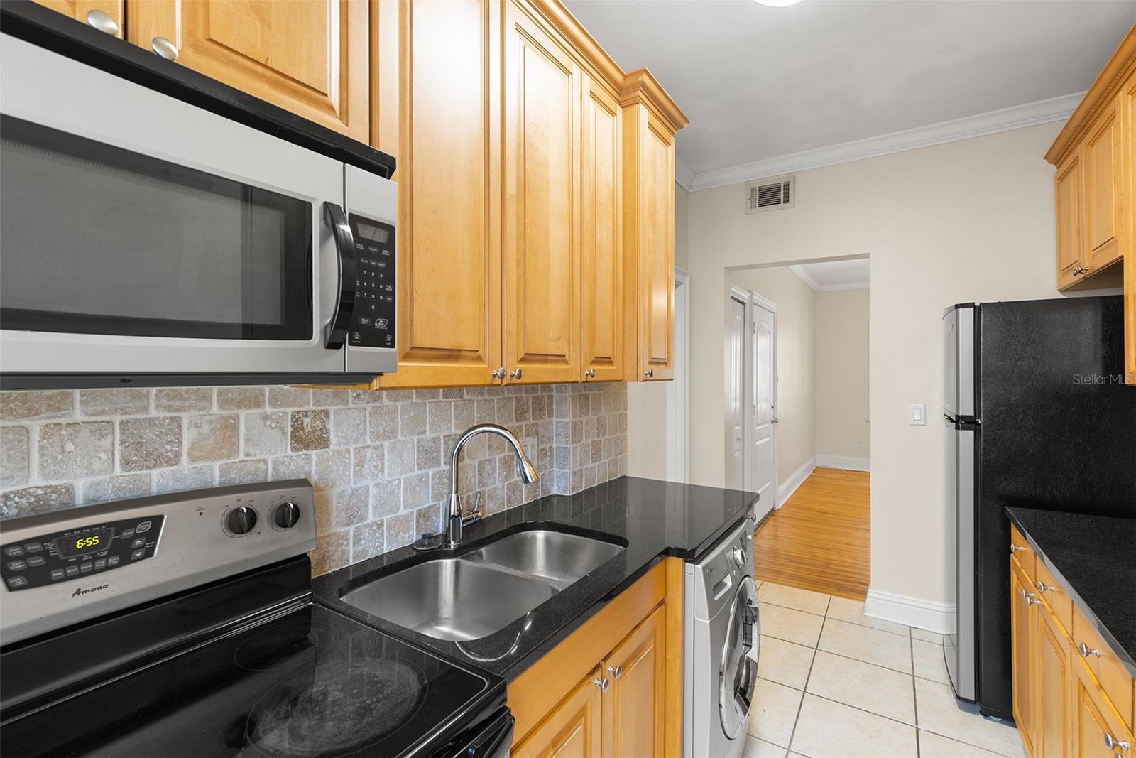 MELROSE LANDING CONDO - Residential Lease