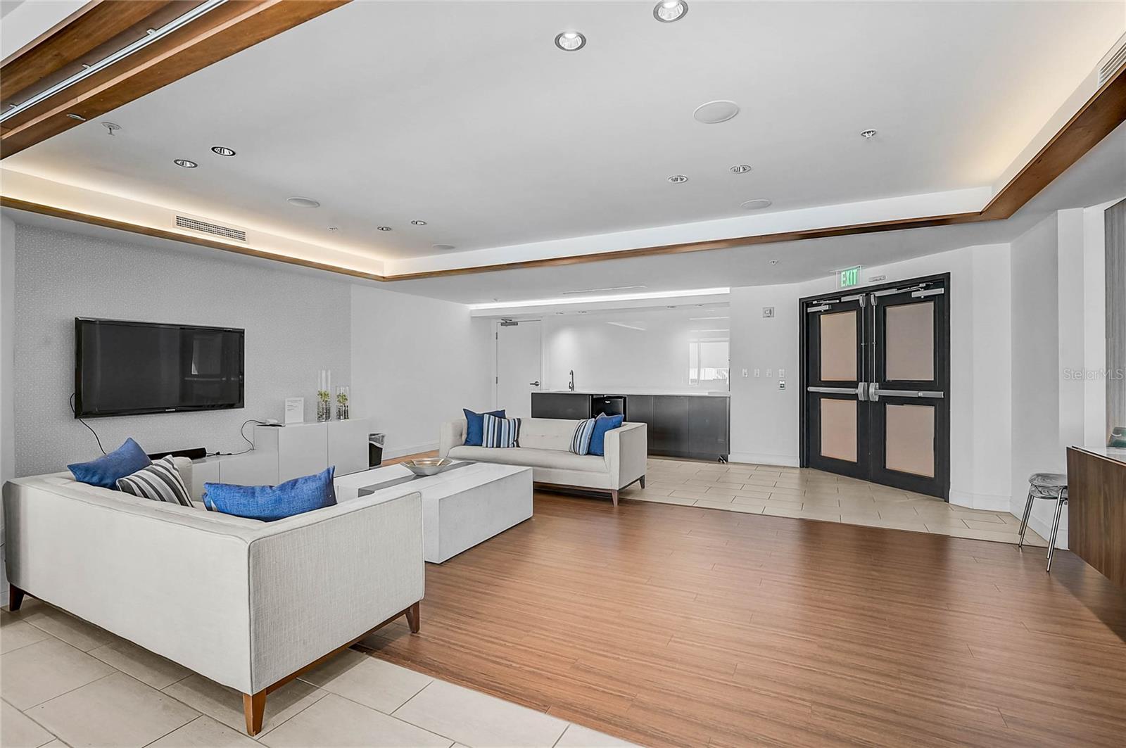 RIVO AT RINGLING - Residential