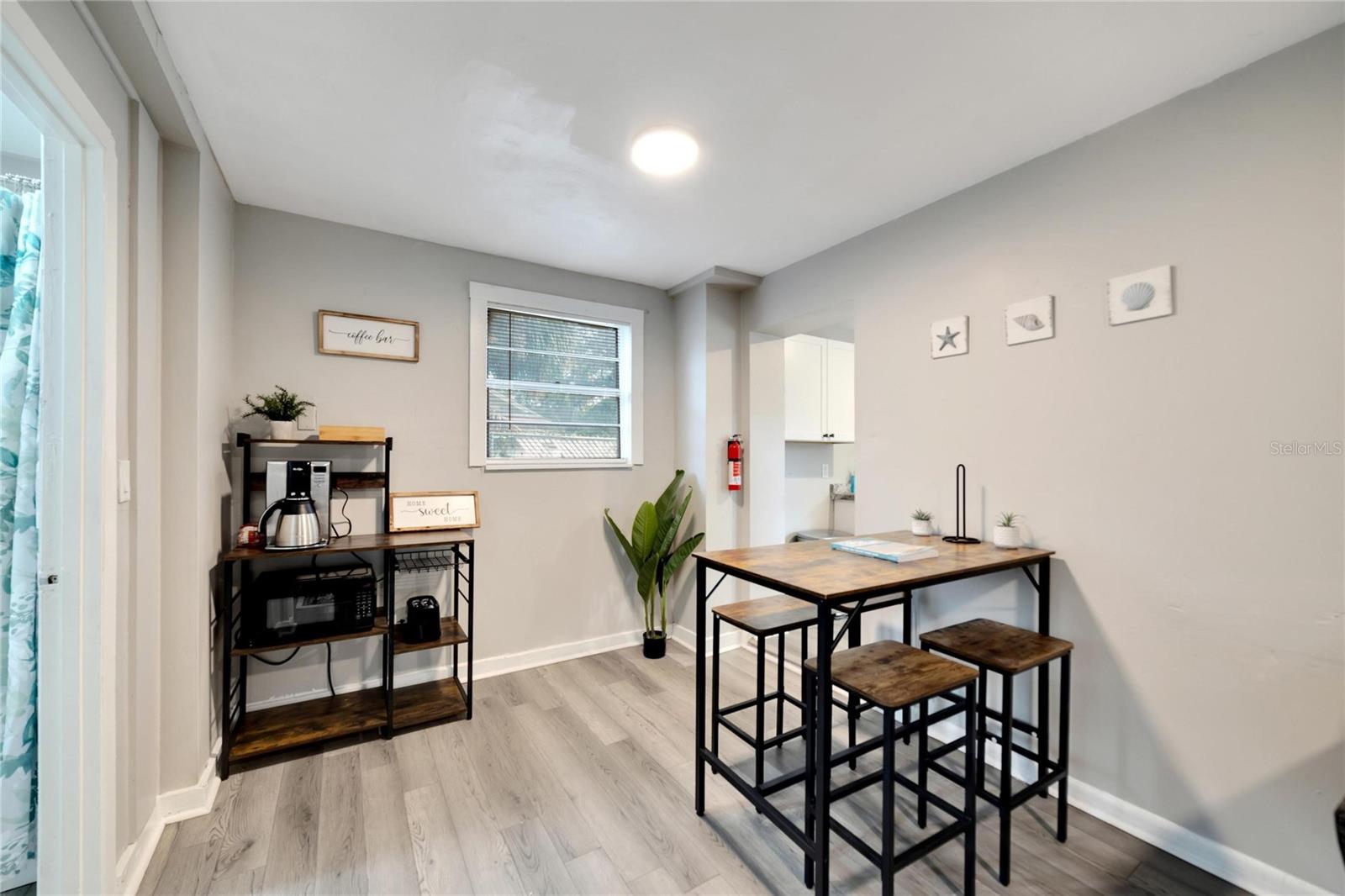 MACKMAY SUB - Residential Income