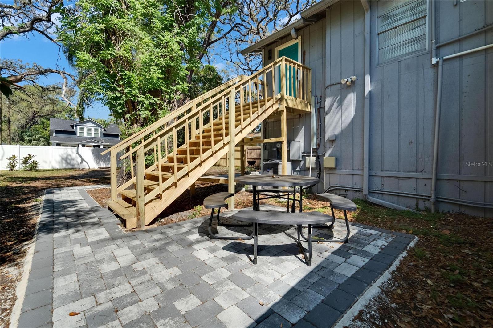 MACKMAY SUB - Residential Income