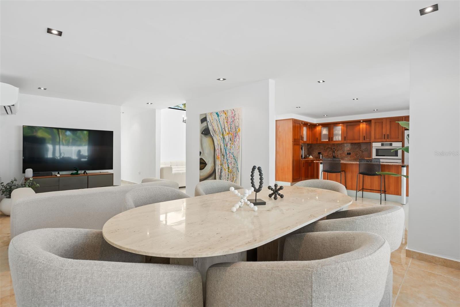 PASEO DEL PRADO - Residential