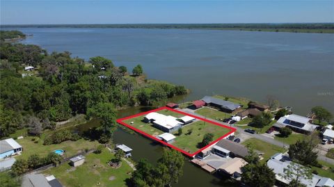 Photo of 664 Cr 467, Lake Panasoffkee, FL 33538 (MLS # G5110029)