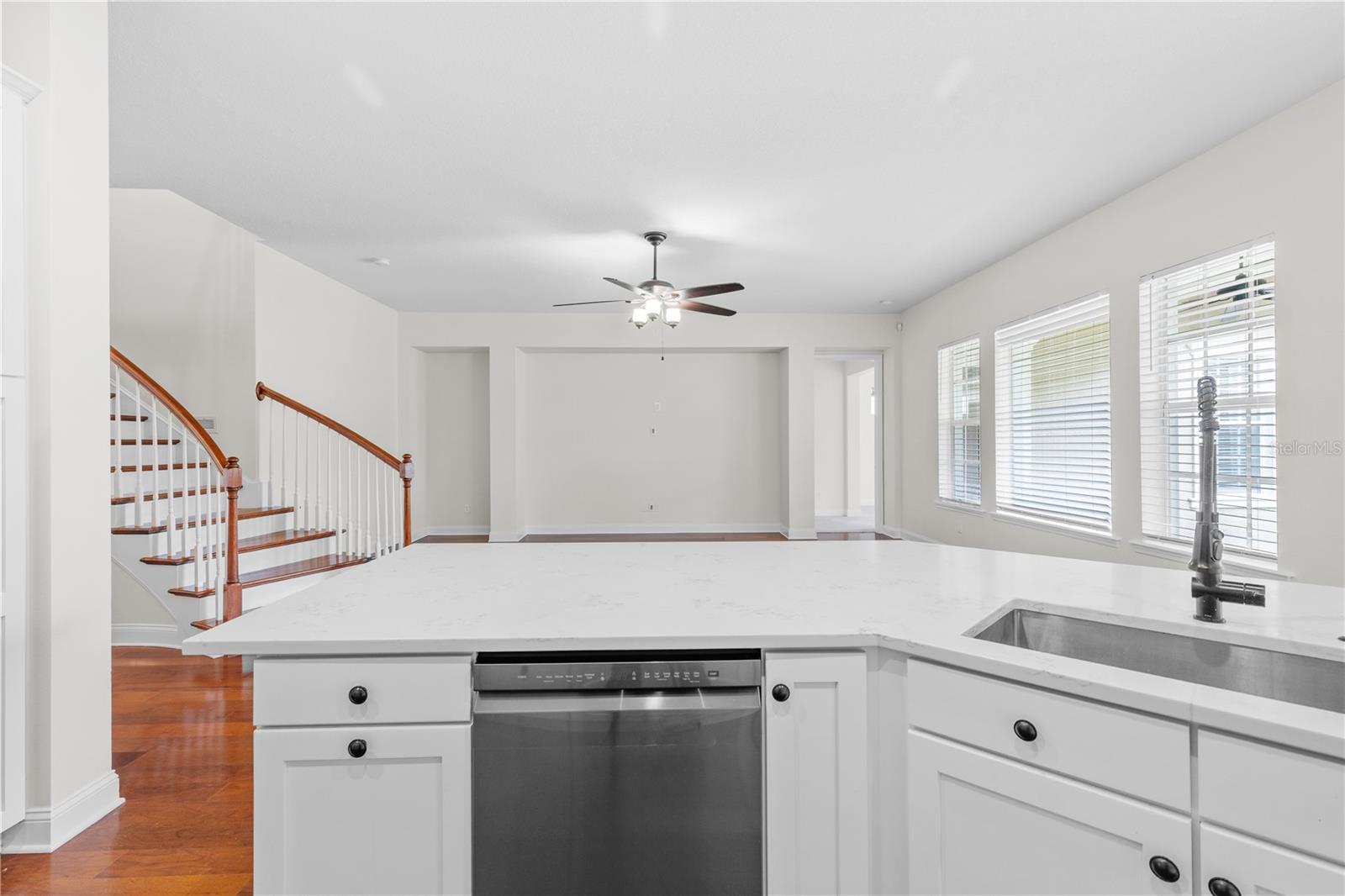 FISHHAWK RANCH TOWNCENTER PHAS - Residential