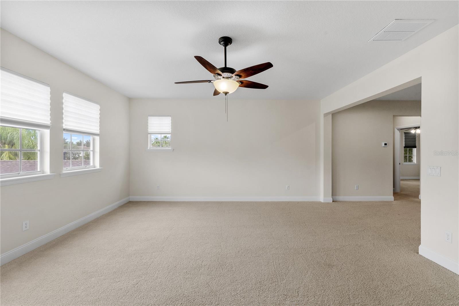FISHHAWK RANCH TOWNCENTER PHAS - Residential