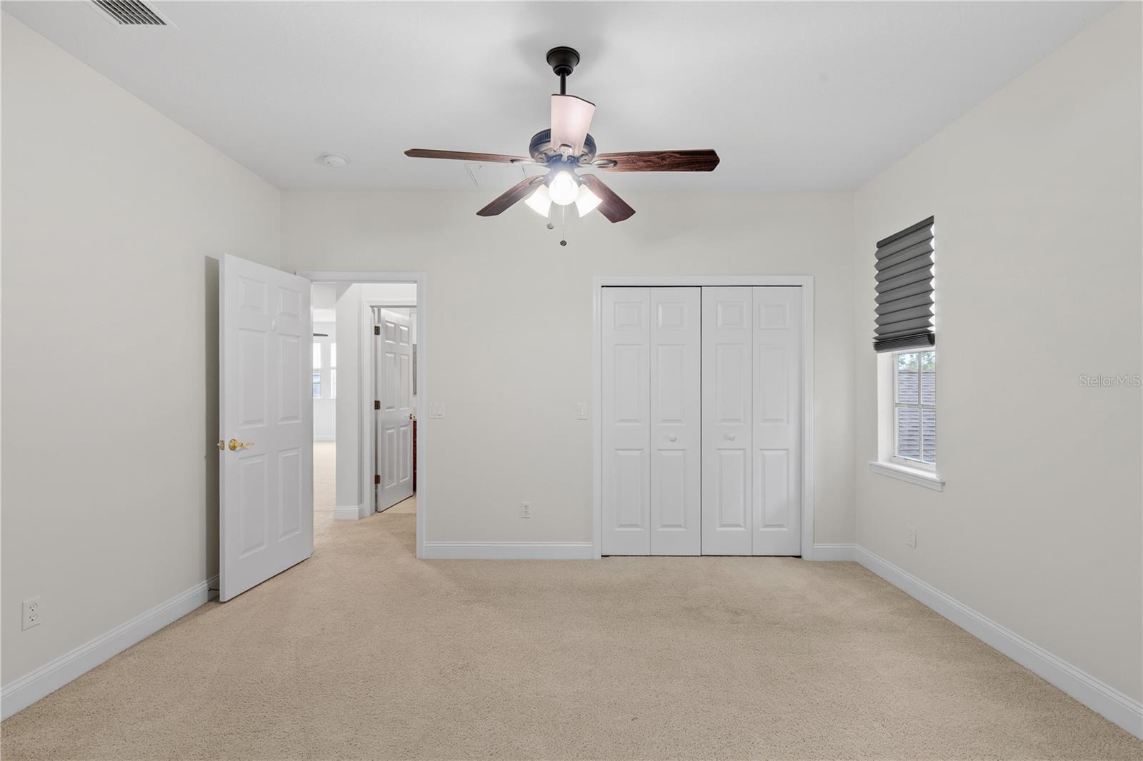 FISHHAWK RANCH TOWNCENTER PHAS - Residential