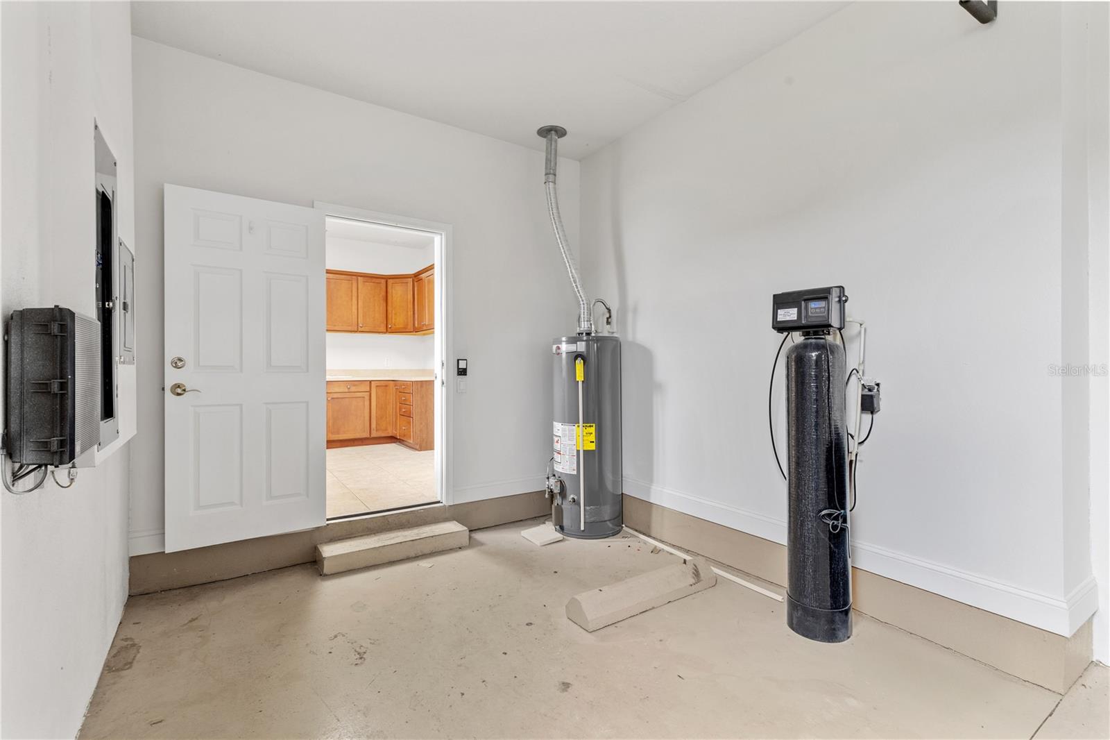FISHHAWK RANCH TOWNCENTER PHAS - Residential