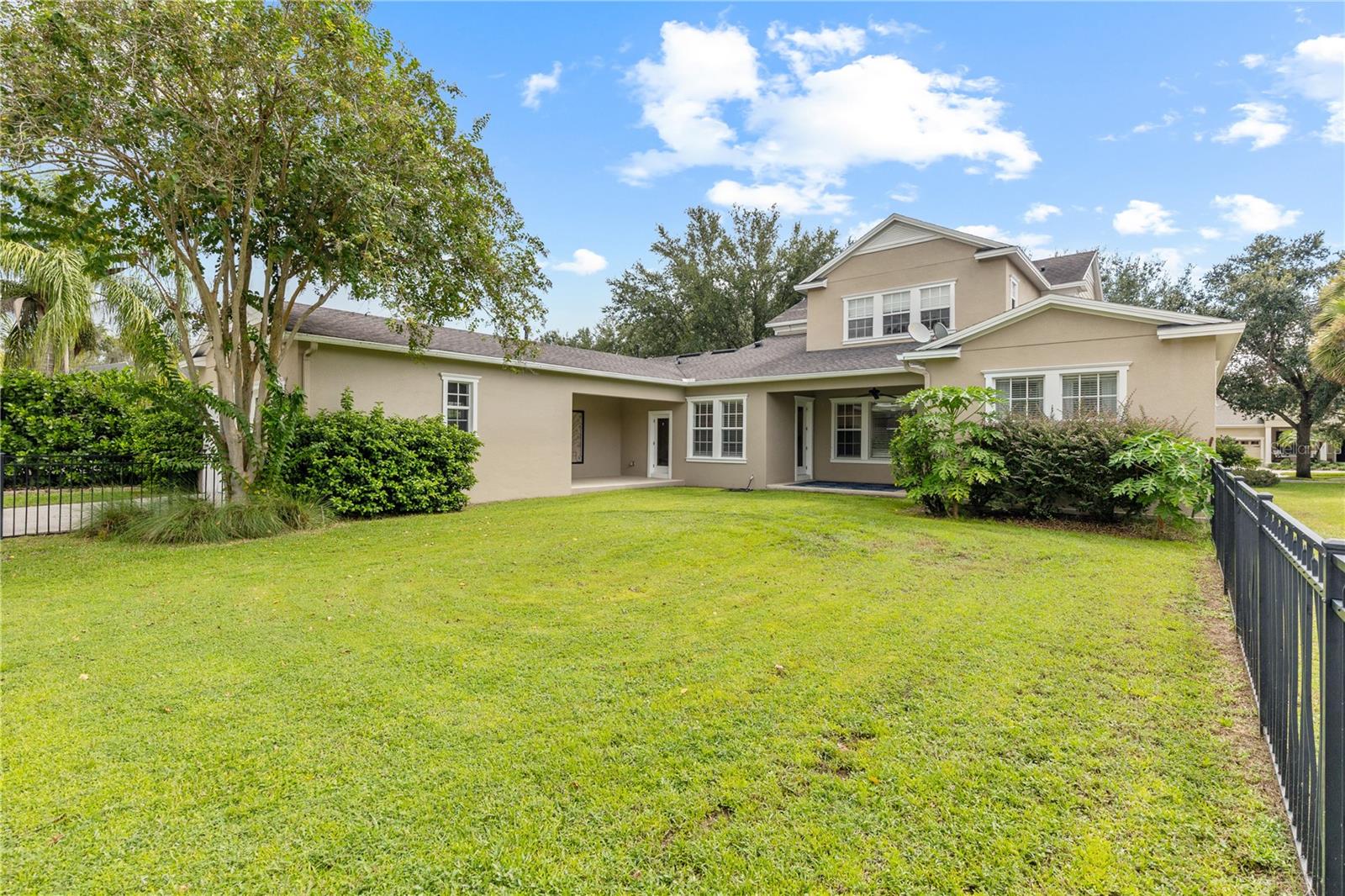 FISHHAWK RANCH TOWNCENTER PHAS - Residential