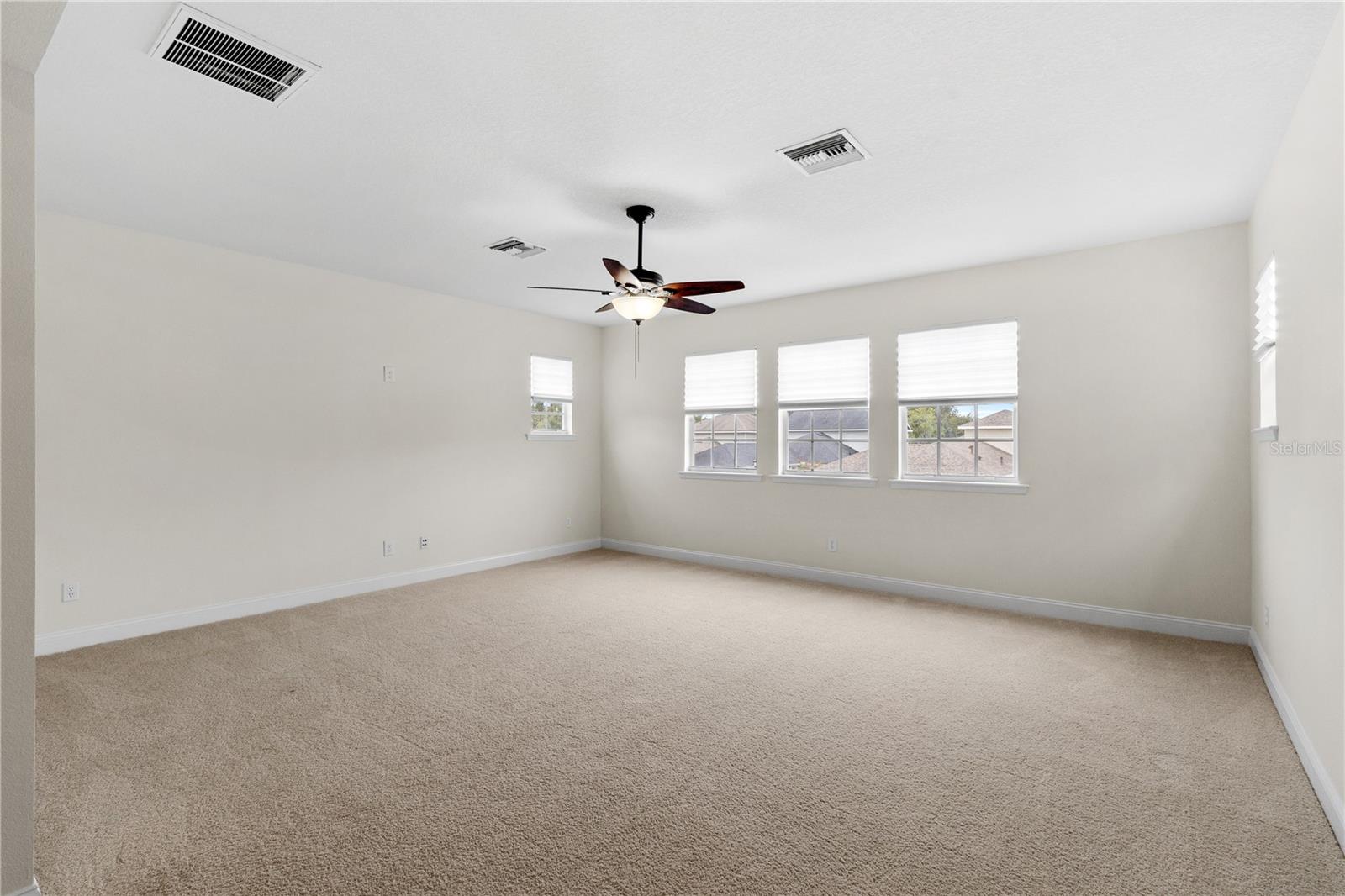 FISHHAWK RANCH TOWNCENTER PHAS - Residential
