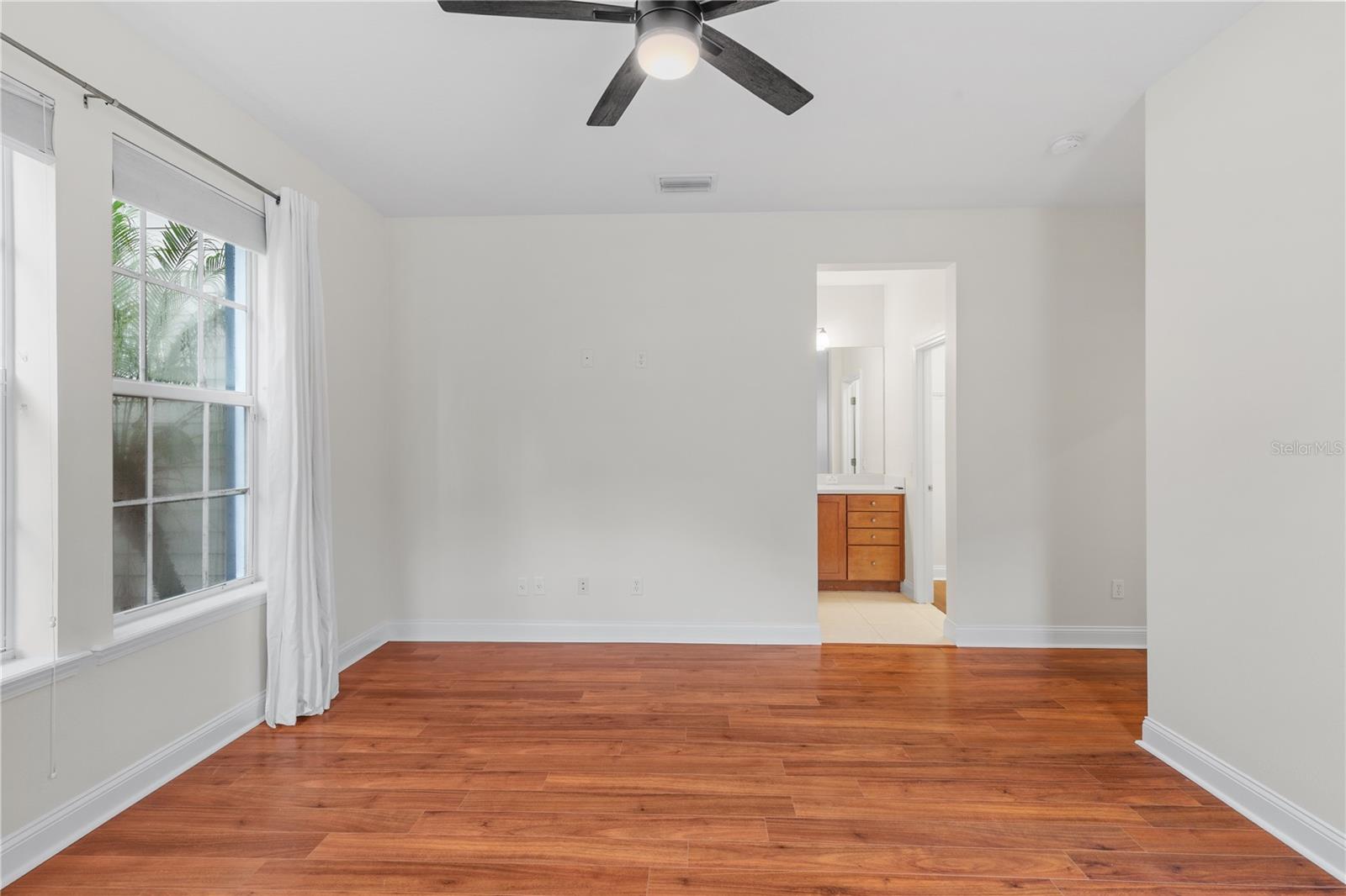FISHHAWK RANCH TOWNCENTER PHAS - Residential
