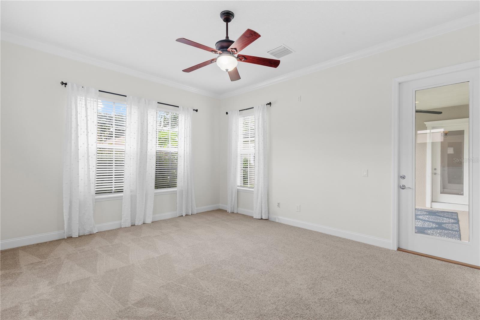 FISHHAWK RANCH TOWNCENTER PHAS - Residential