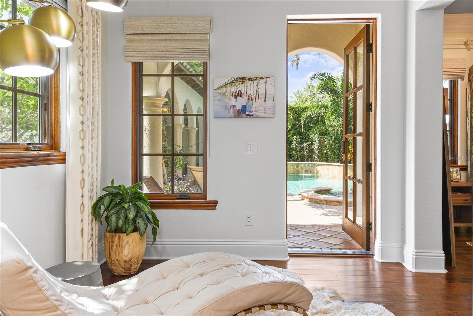 SYLVAN LAKE SHORES - Residential