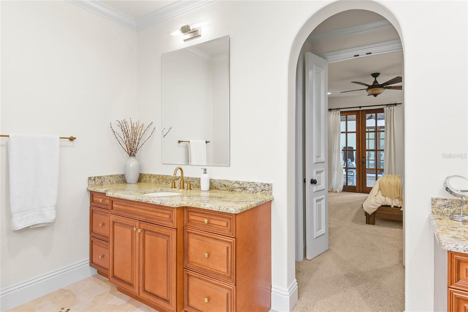 SYLVAN LAKE SHORES - Residential