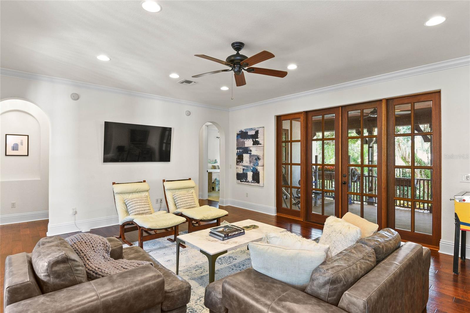 SYLVAN LAKE SHORES - Residential