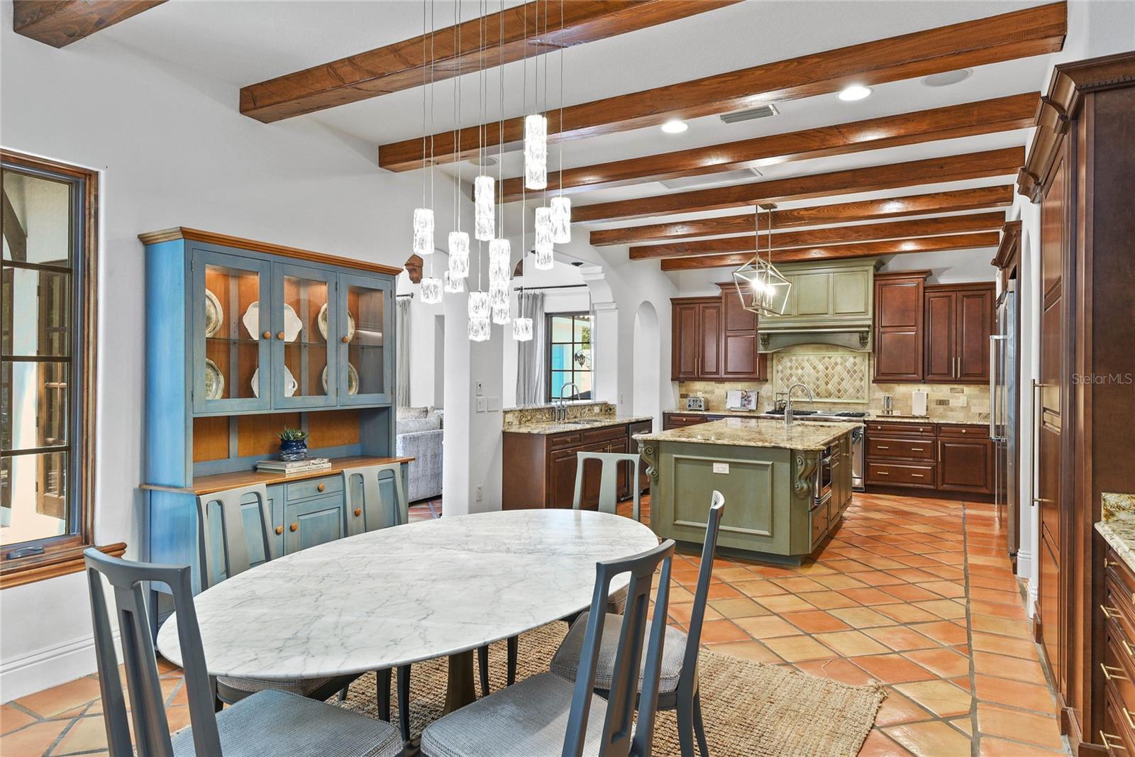 SYLVAN LAKE SHORES - Residential