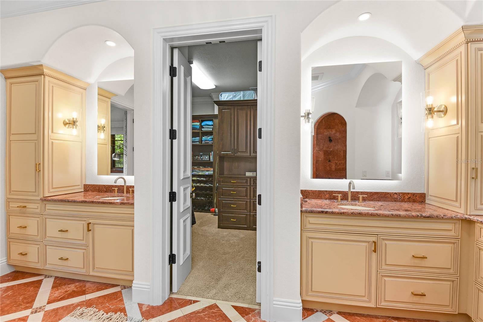 SYLVAN LAKE SHORES - Residential