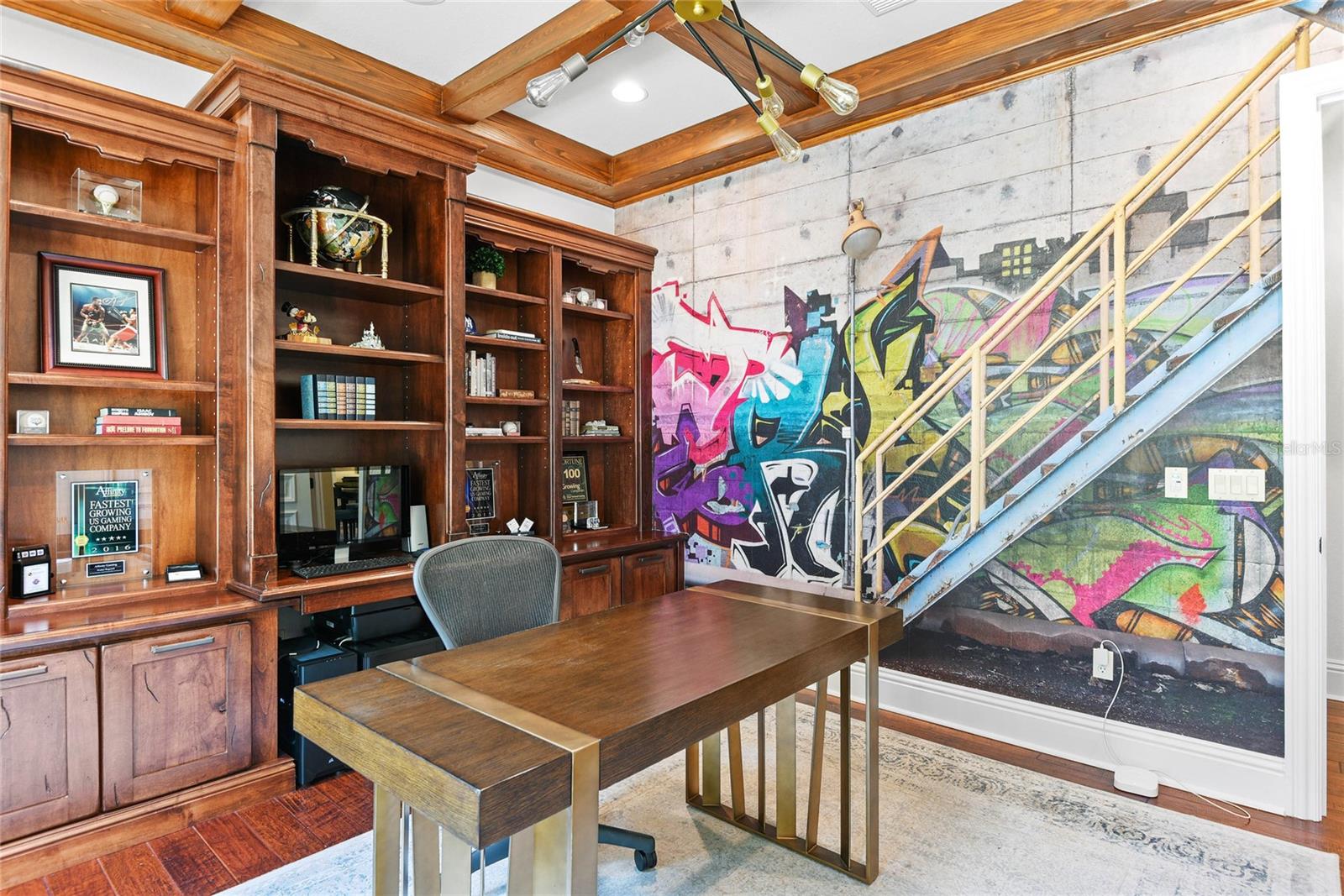 SYLVAN LAKE SHORES - Residential