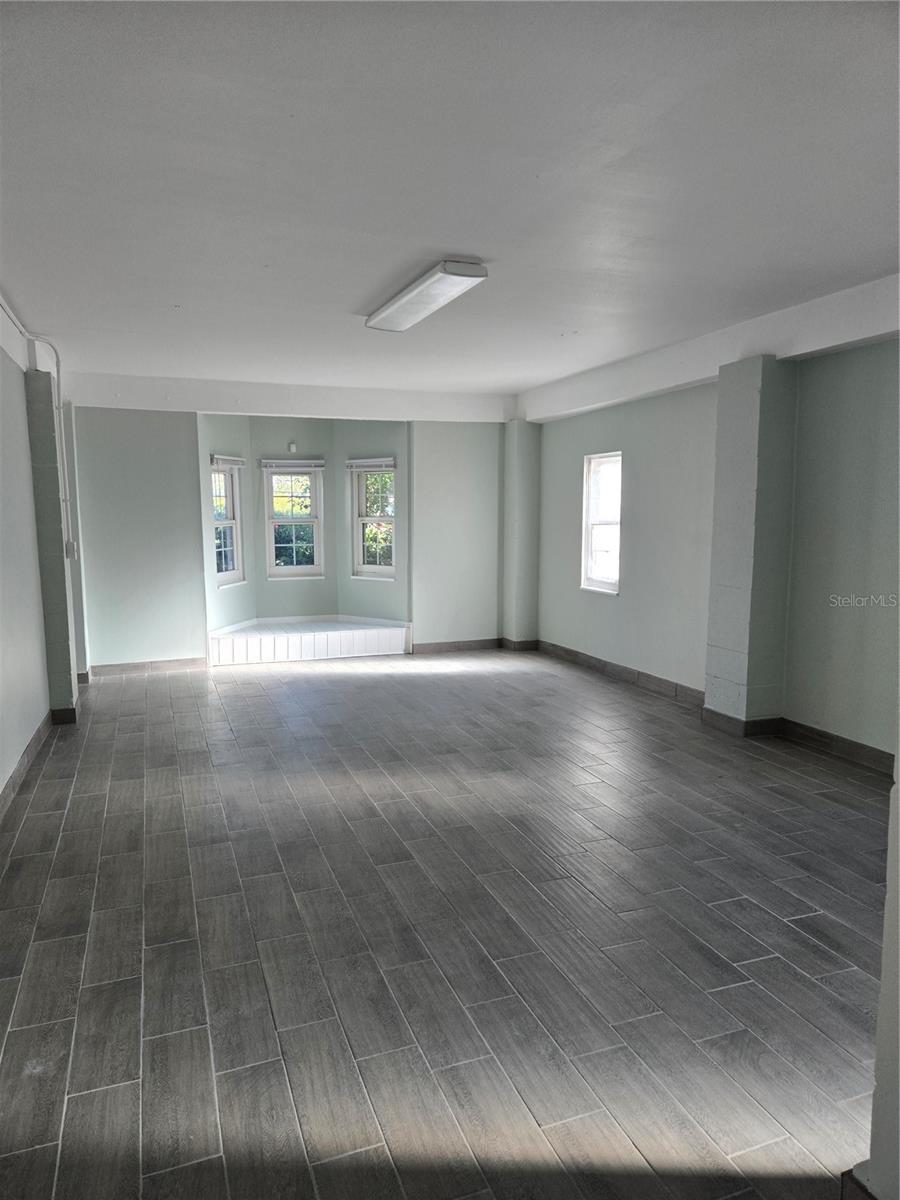 TIERRA VERDE UNIT 1 1ST REP - Residential