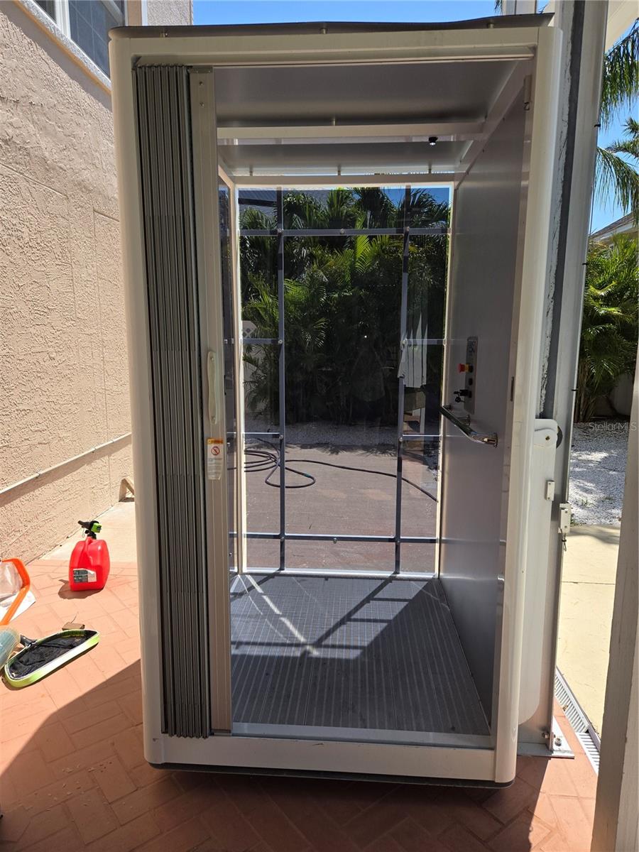 TIERRA VERDE UNIT 1 1ST REP - Residential