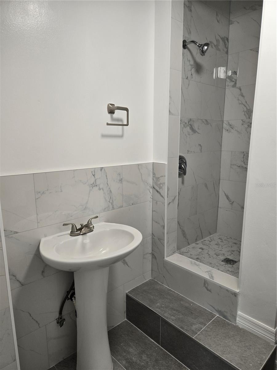 TIERRA VERDE UNIT 1 1ST REP - Residential