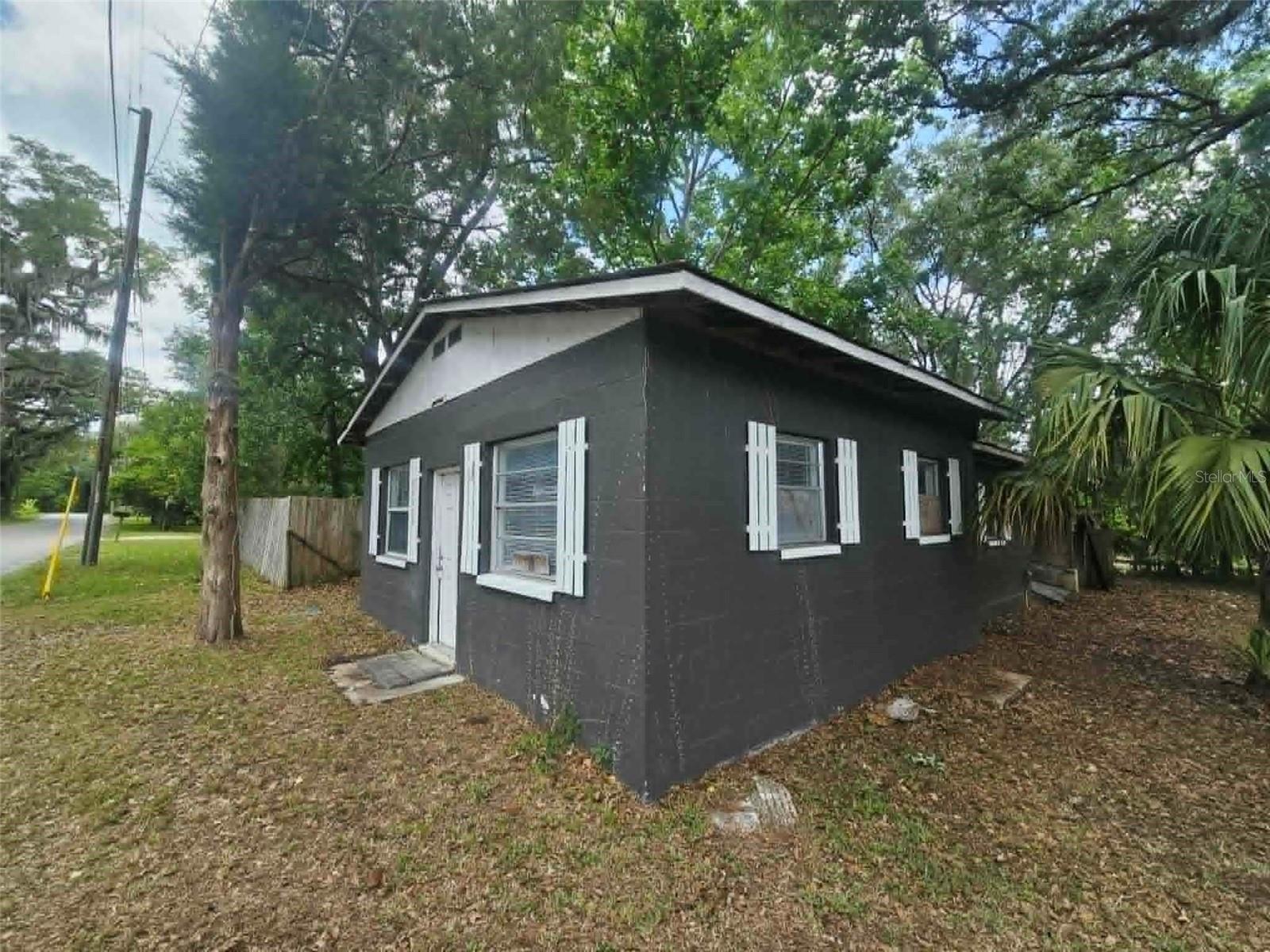 TOWN OF BROOKSVILLE - Residential