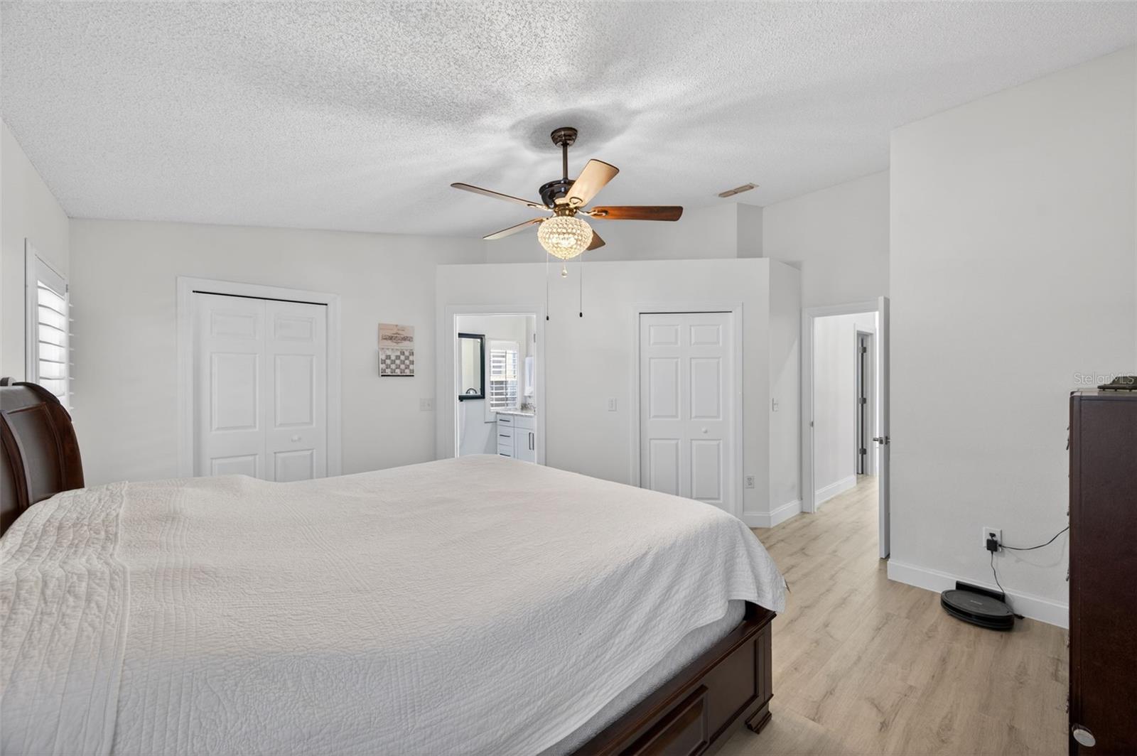 BROOKFIELD - Residential