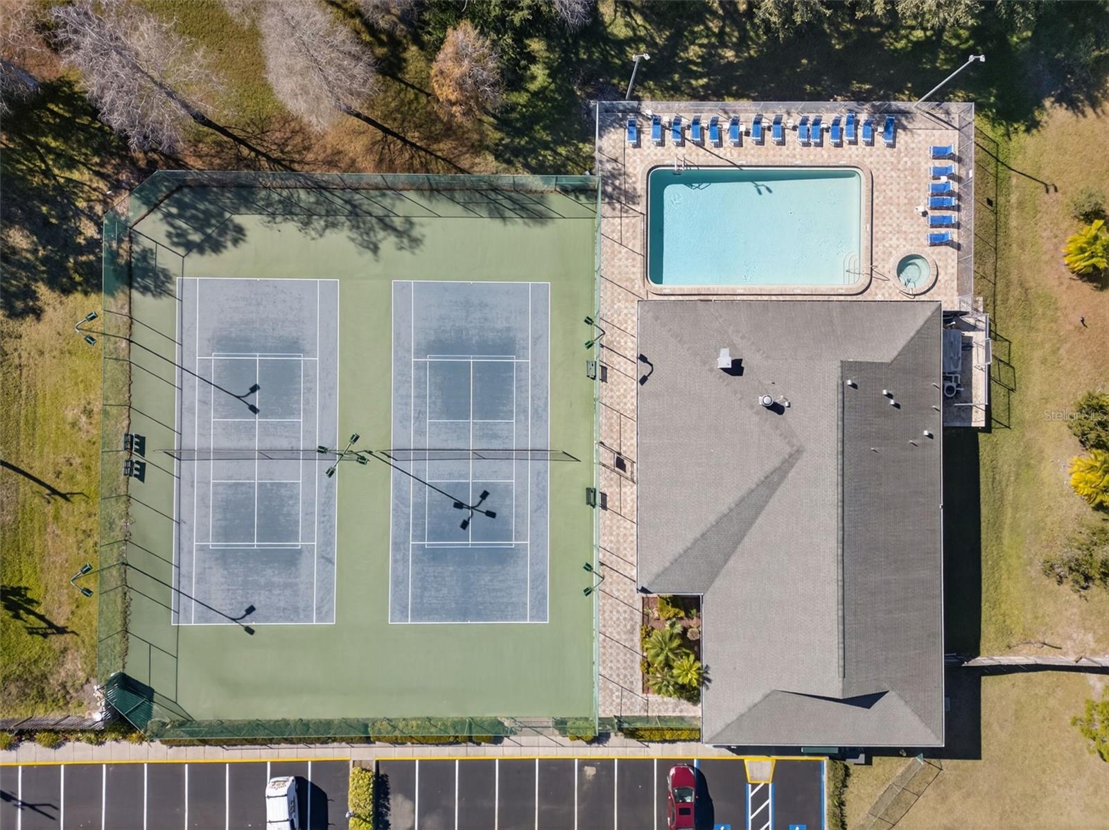 BROOKFIELD - Residential