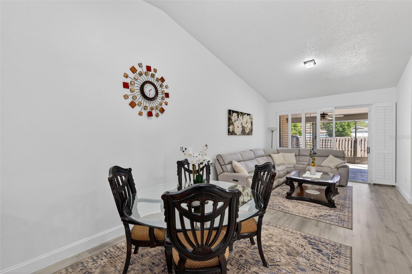 BROOKFIELD - Residential