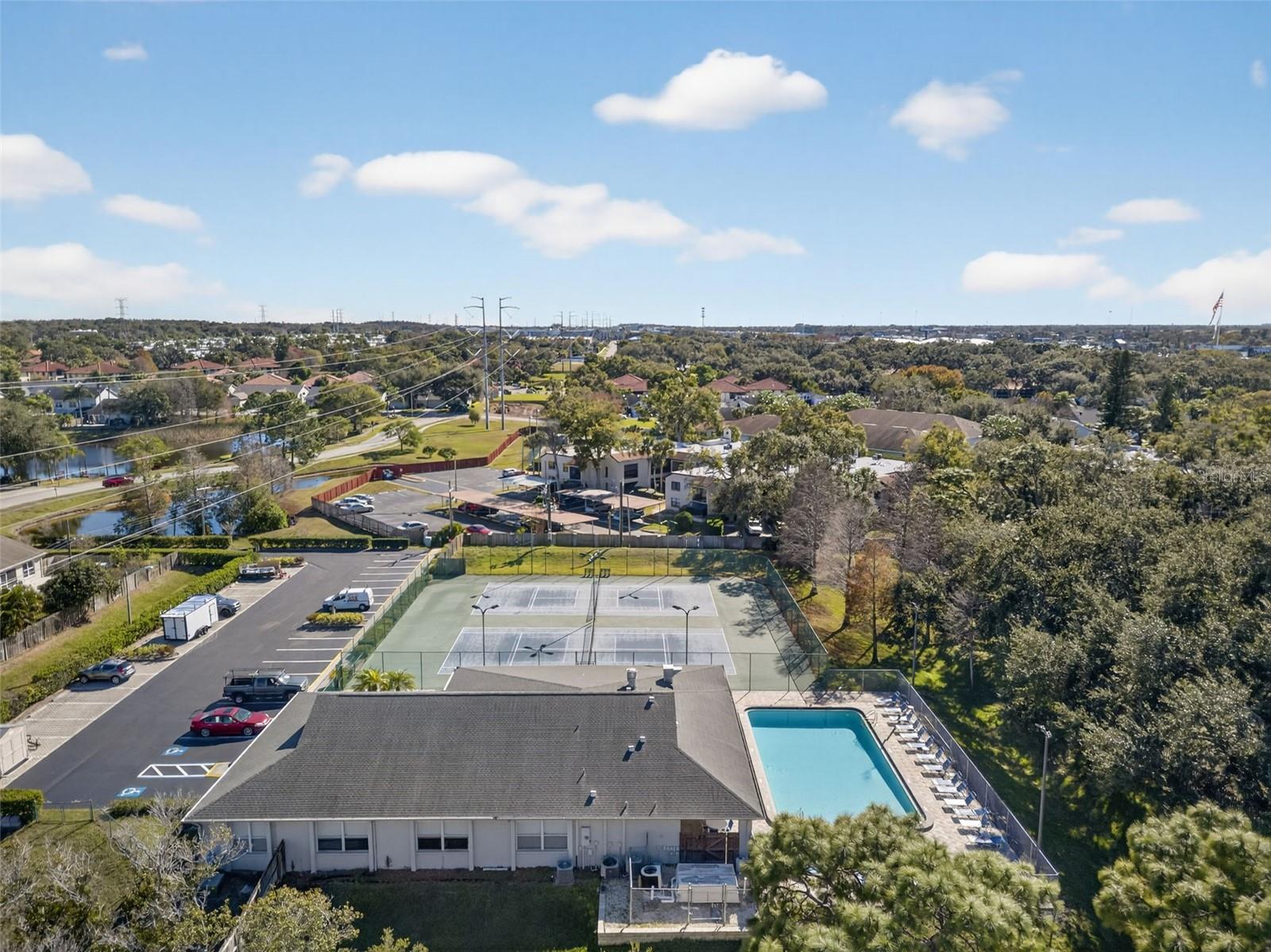 BROOKFIELD - Residential