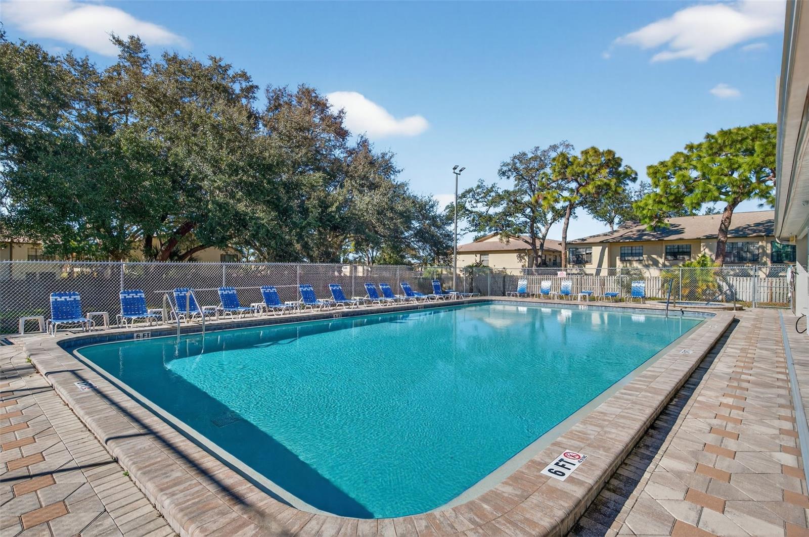 BROOKFIELD - Residential