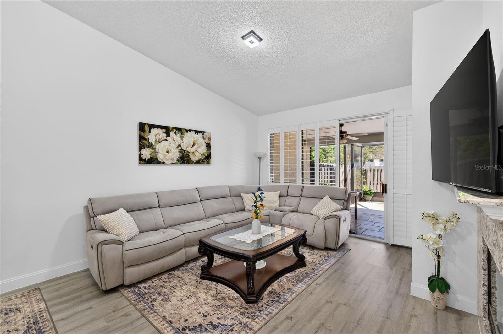 BROOKFIELD - Residential