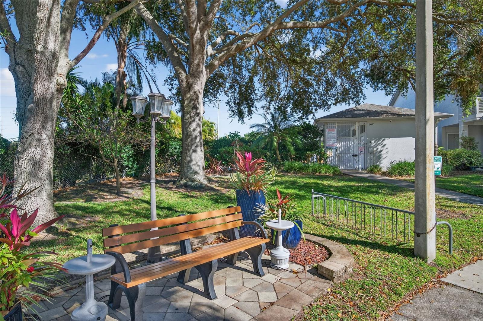 BROOKFIELD - Residential